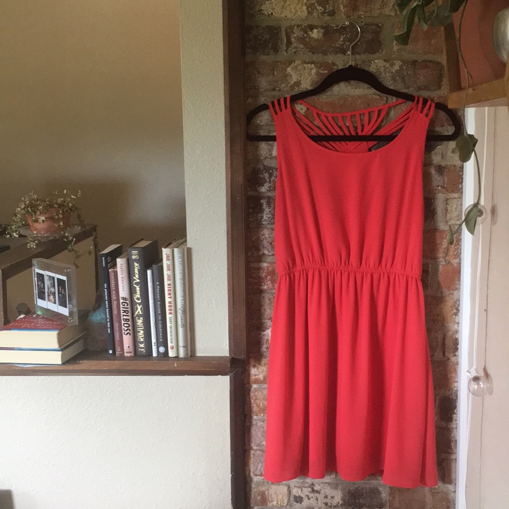 Coral sundress \\ Size medium